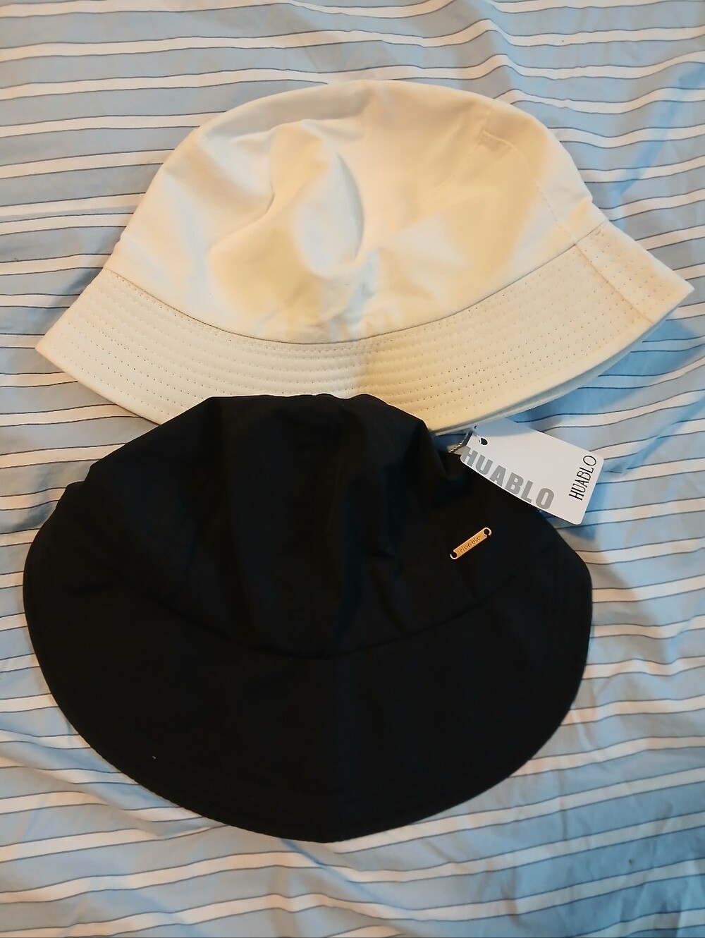 Womens Bucket Hat Set - Black & Cream